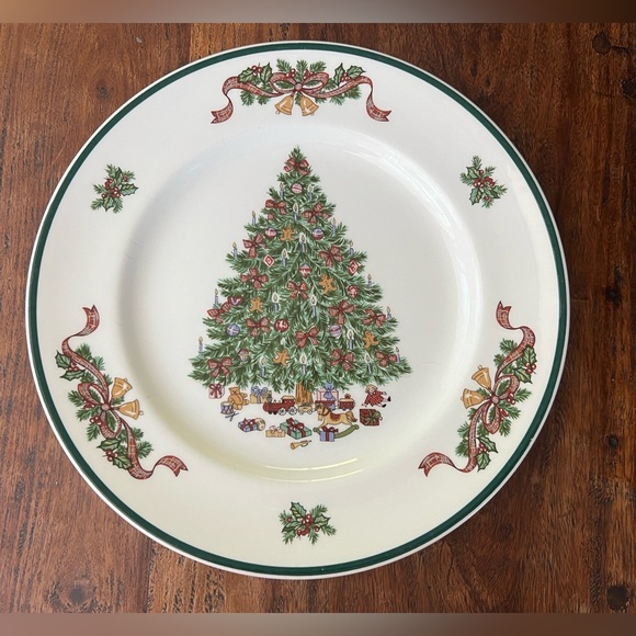 Jonson Brothers round Christmas plate - Picture 3 of 4
